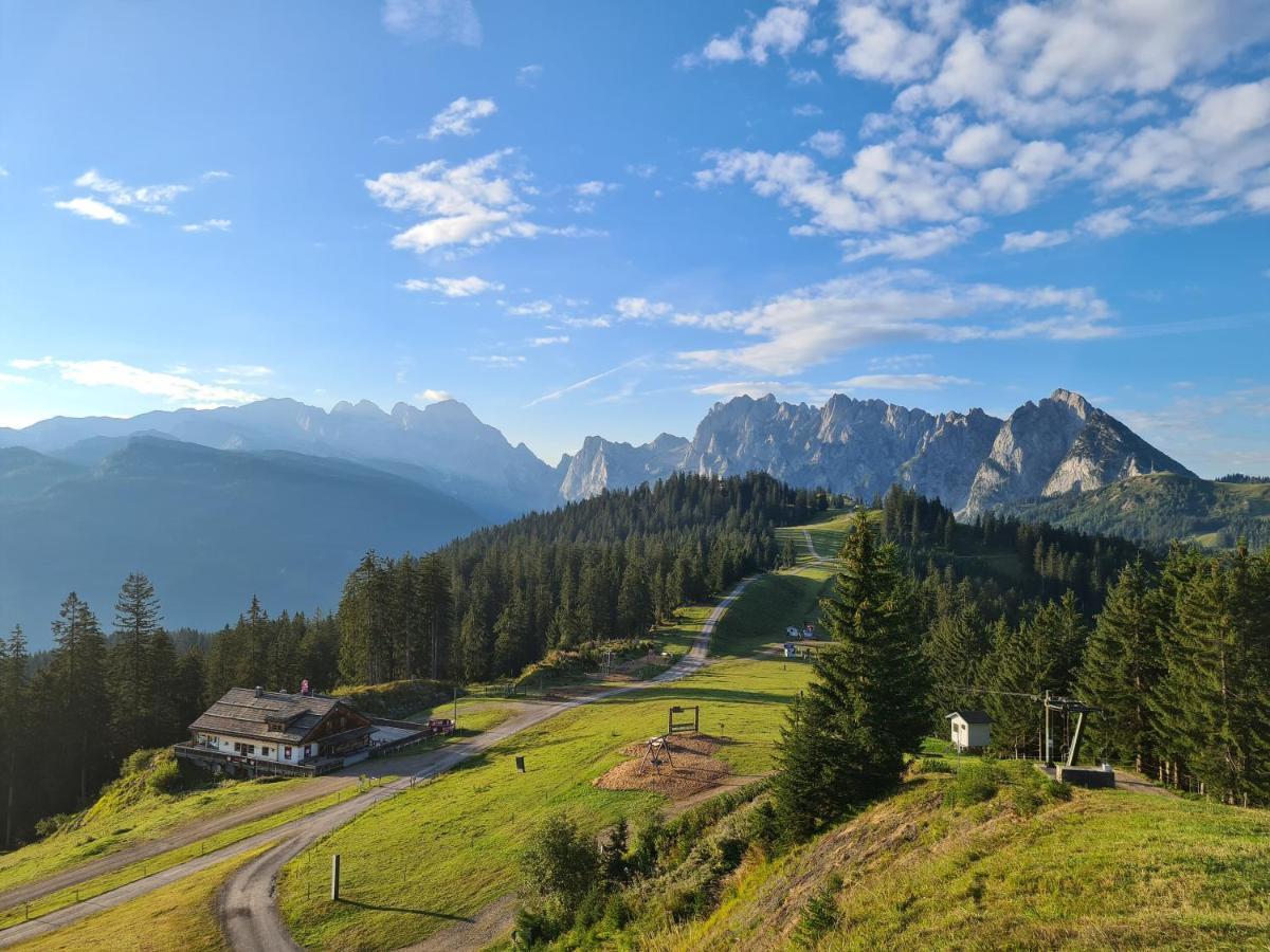 Hotel Kerschbaumer Russbach am Pass Gschuett Exterior photo