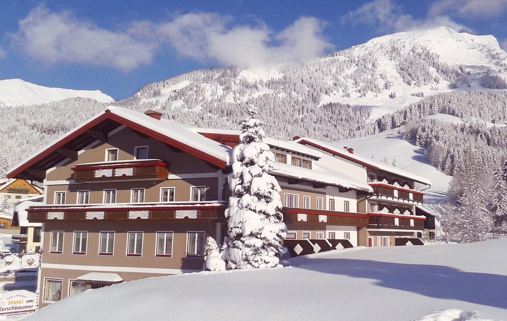 Hotel Kerschbaumer Russbach am Pass Gschuett Exterior photo